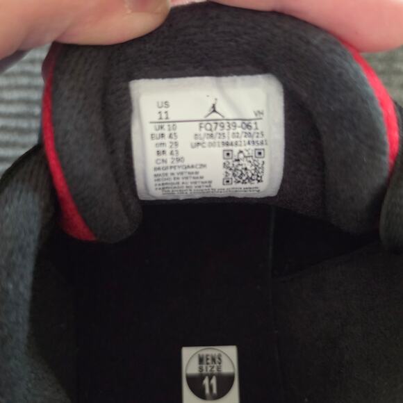 Air Jordan 4RM Men\'s Size 11 Sneakers Black/Wolf Gray/White/Varsity Red main image 4